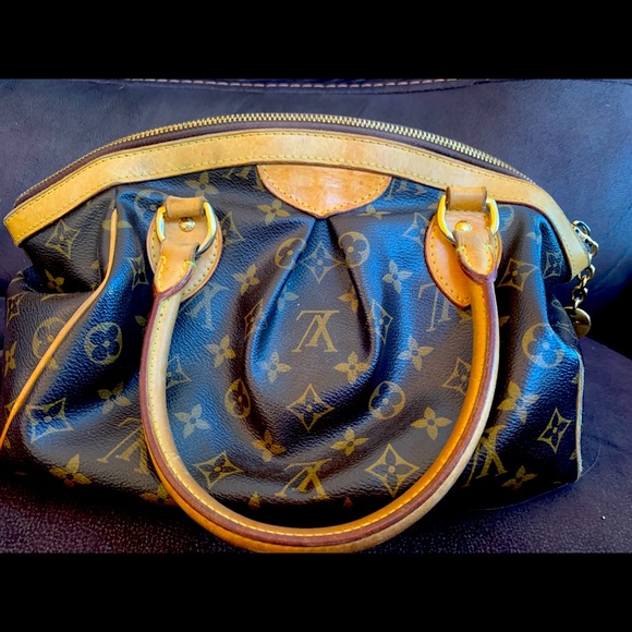 Authentic Louis Vuitton Tivoli with dust bag. - Picture 11 of 12